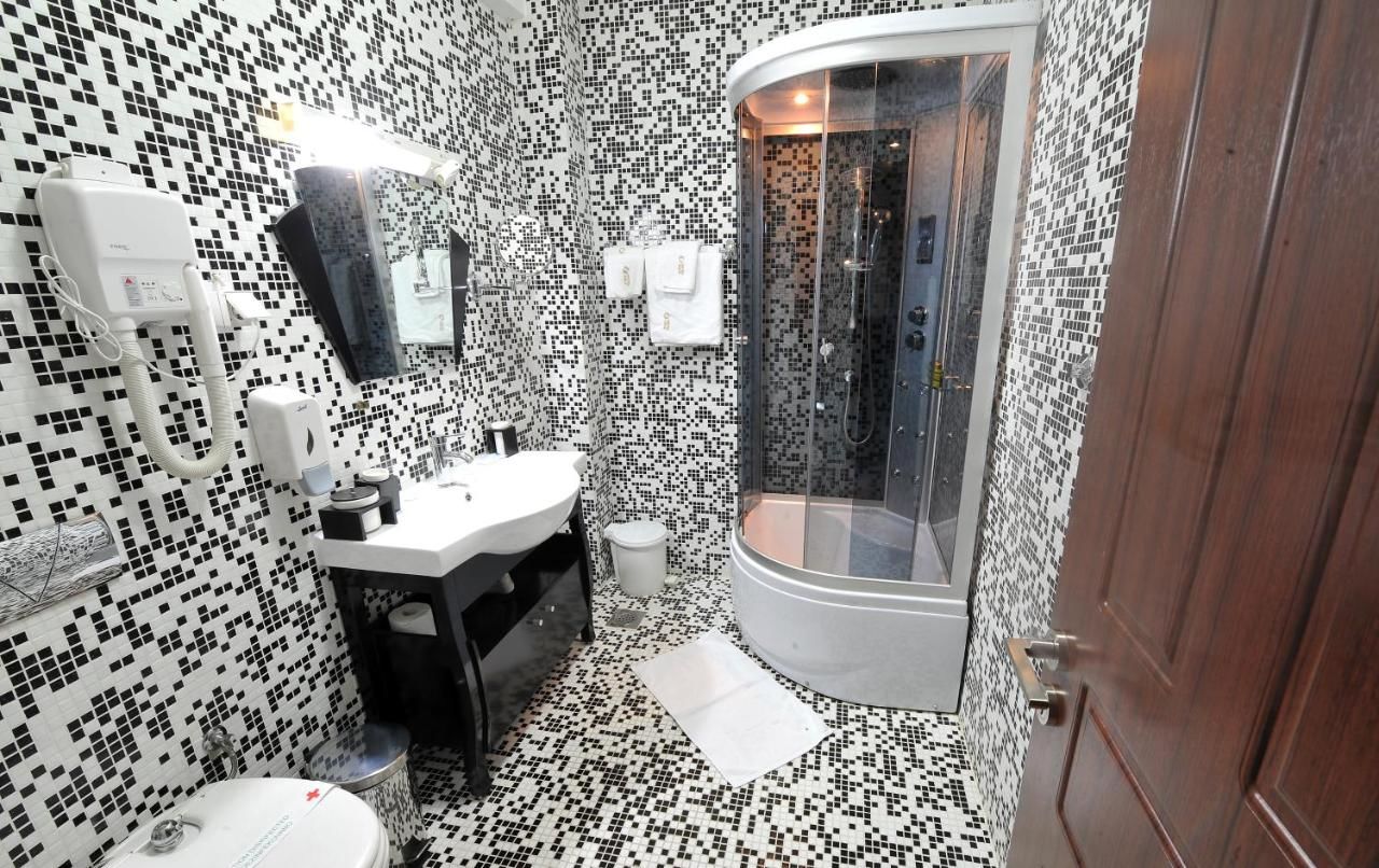 Отель Hotel Gold Плевля-18